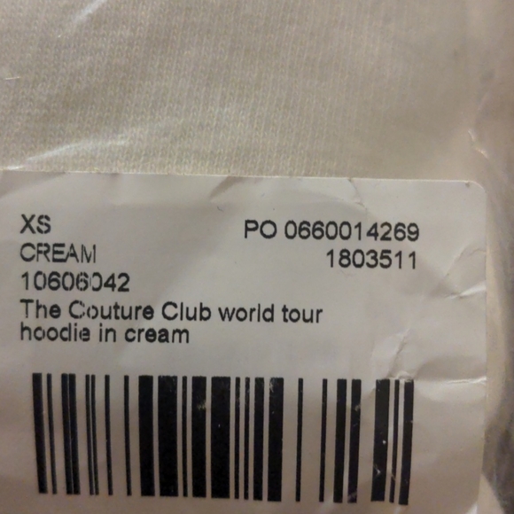 The couture club world tour hoodie - Picture 2 of 2